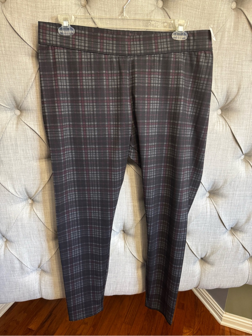 Simply Vera Vera Wang Plaid Ponte Leggings in Gray and Burgundy